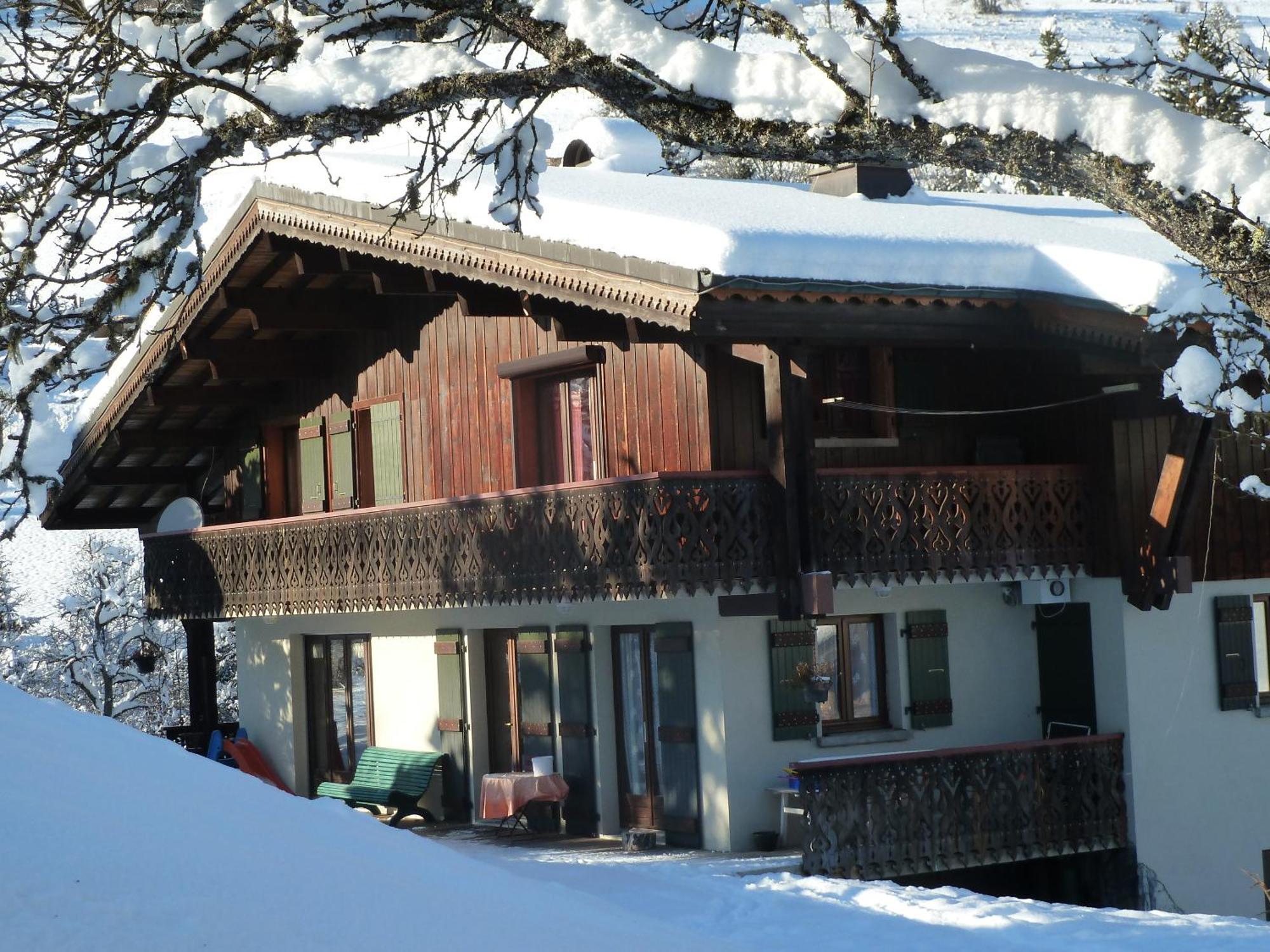 Hotel Le Bois des Louison à Seytroux Extérieur photo